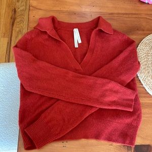 Aritzia Babaton Sweater
